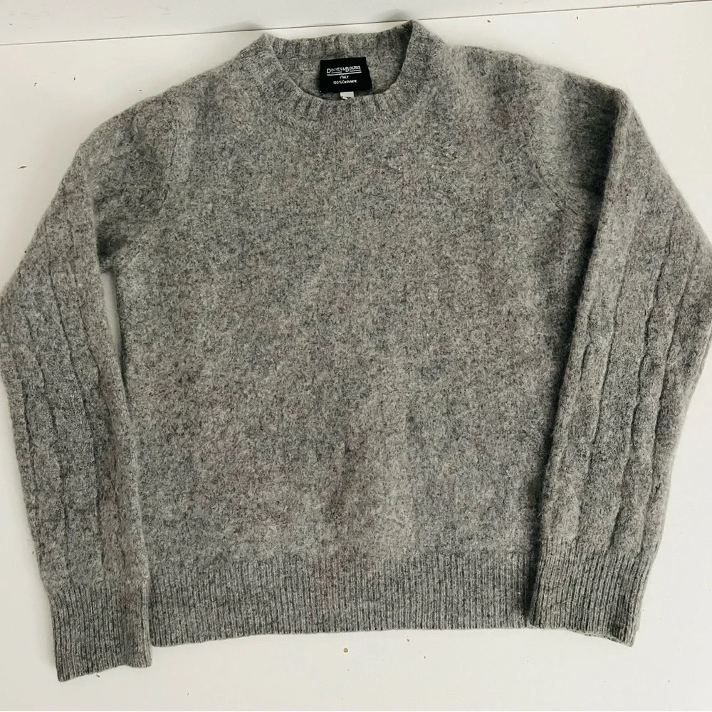 Dooney & Bourke 100% Cashmere Sweater Gray Made in Italy